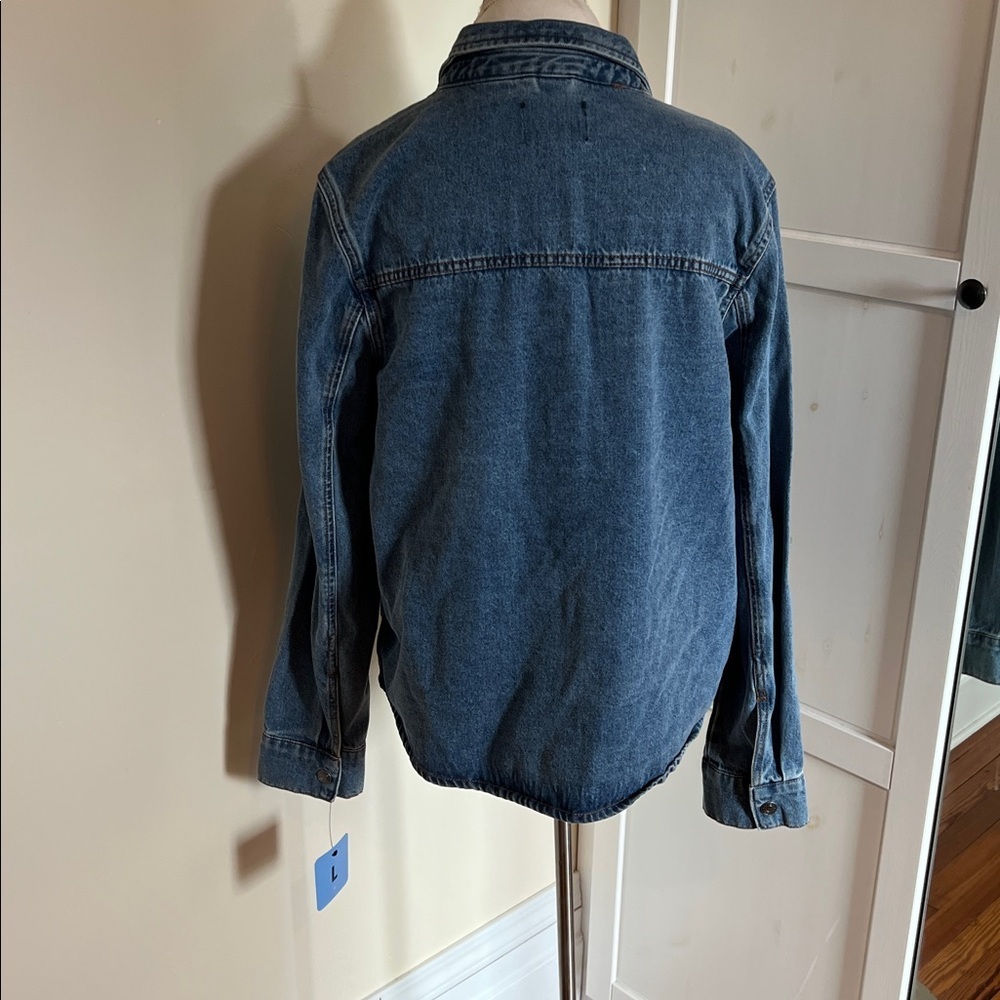 NWT EXPRESS Classic Blue Denim Shirt Jacket Oversized Style Snap Closure L - Picture 6 of 9